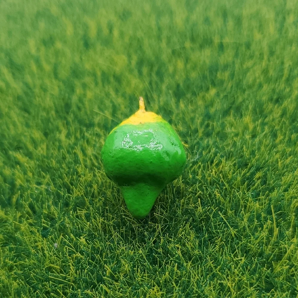 Cute‎ Green Pepper Pendant P328 Handpainted Vintage Folksy